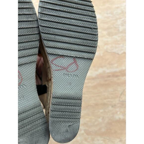 Prada Patent Leather Wedge Heels Sandals Beige Slingback Womens Size 38 Womens 8 - Picture 6 of 7